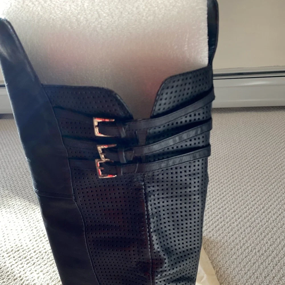 Aee Leather Over The Knee Boots flat heel black Pull on women size 6